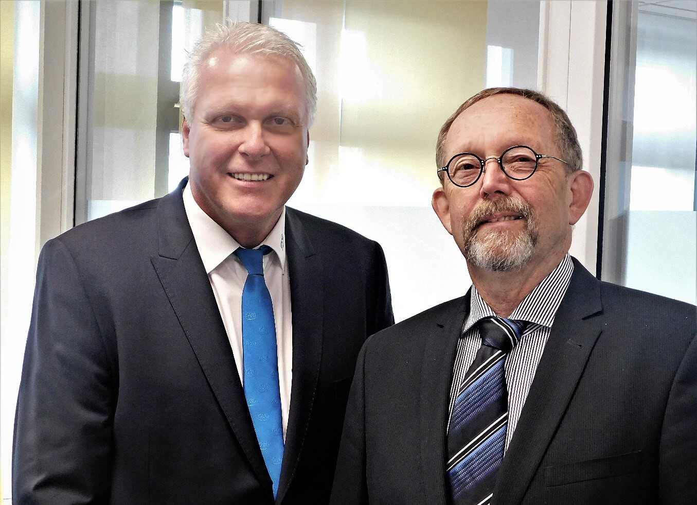 GVO Versicherung -  Gernold Lengert (Vorstandsvorsitzender), Prof. Dr. Dietmar Pfeifer (Aufsichtsratsvorsitzender).